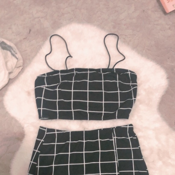 2 piece - Picture 2 of 2